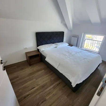 New Lux Čačak