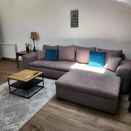 New Lux Apartamento Čačak